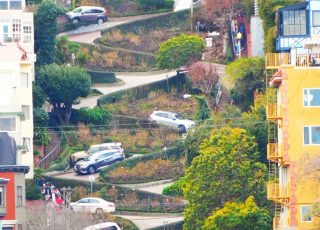 Steepest Crookedest Zig-Zag Downhill Block In The World– Lombard Street, San Francisco
